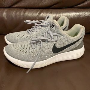 NIKE LUNAR FLYKNIT WOMEN SIZE 9 USED